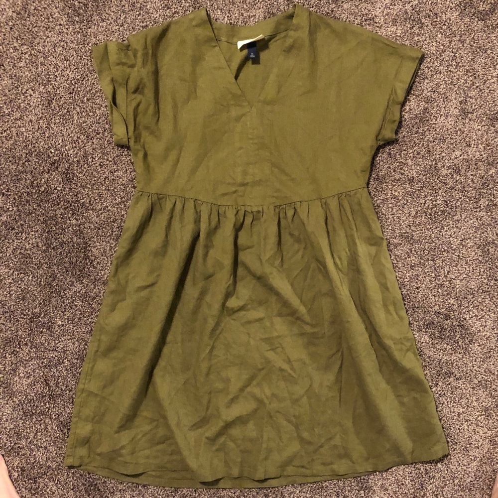 Green dress